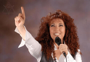 טילדה רג'ואן – בין מזרח למערב