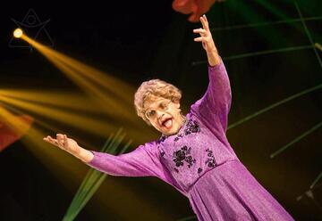 סבתא פרידה - תיאטרון דוואי