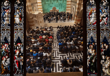 מוצרט – הרקוויאם לאור הנרות