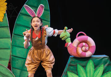 משלים של נמלים - תיאטרון אורנה פורת