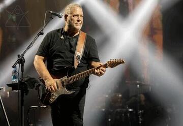 Юда Поликер