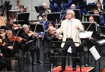 Новогодний концерт в Центре искусств Герцлии