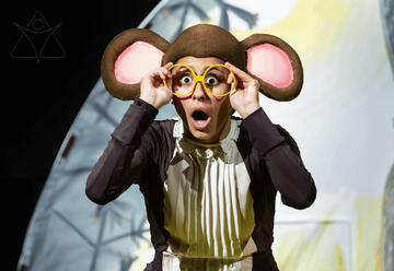 האריה שבפנים - תיאטרון המדיטק