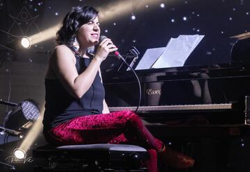 Deborah Dery Trio – Blossom Time Certain Attitude