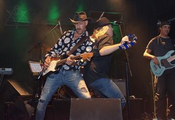 ההיביג'יביז בחגיגת בלוז ורוקנרול