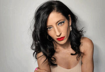 גיל שוחט מארח את אפרת גוש