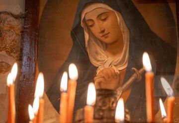 תעלומת הפסחא – אווה מריה